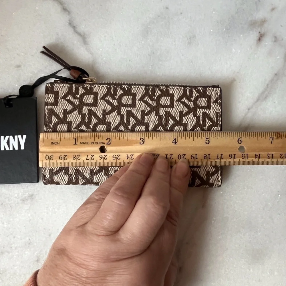 Dkny introducing bryant